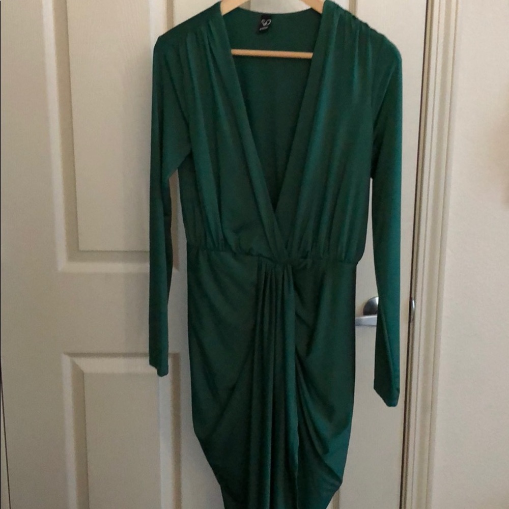 Green long sleeve dress!
